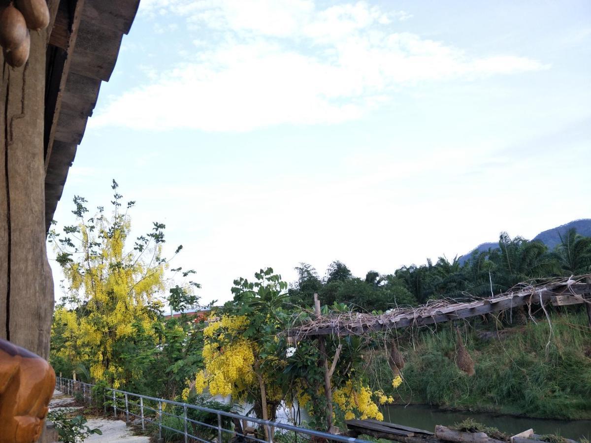 Teak Villa Thoeng Bagian luar foto